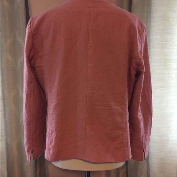 Blazer - Picture 4 of 8